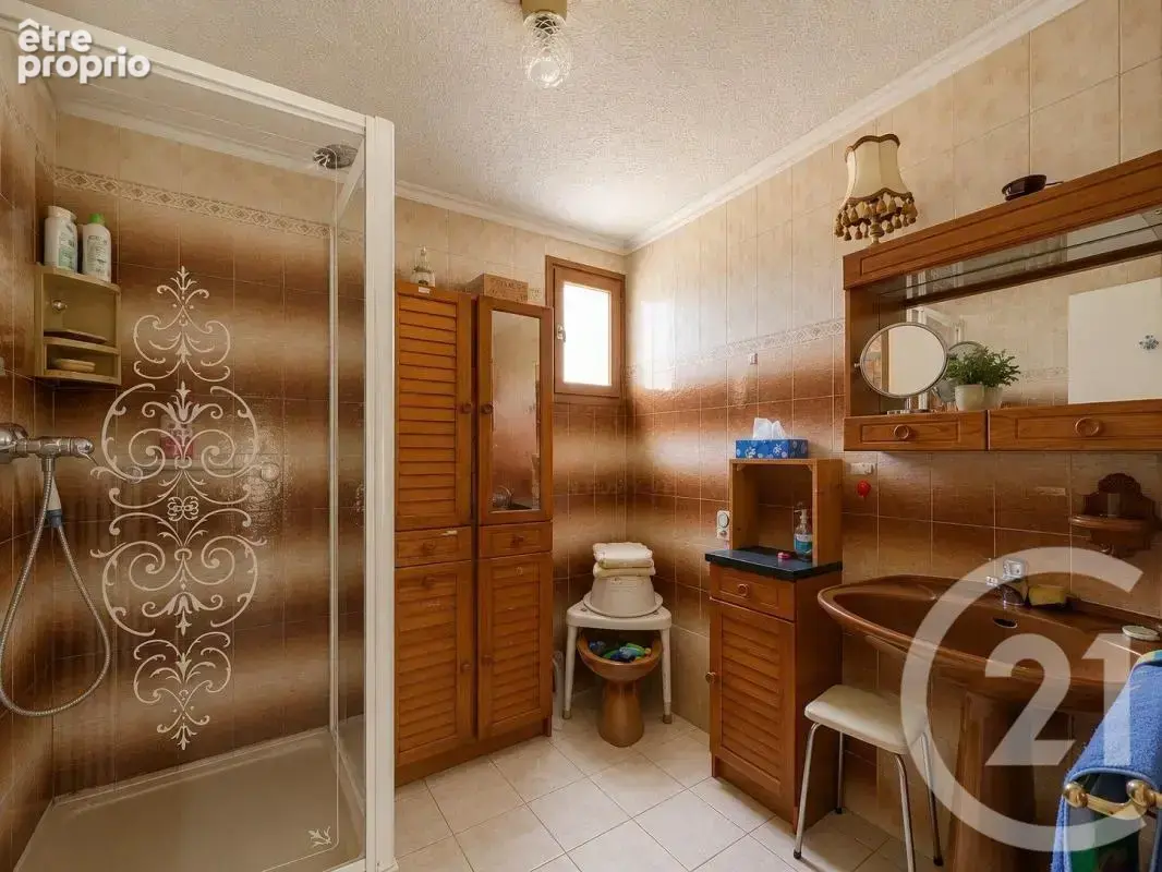 Maison 78 m² à Givors  - photo 13
