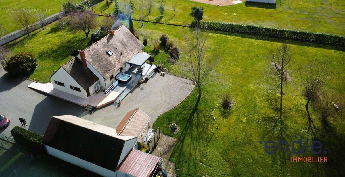 Maison à SAINT-LOUP