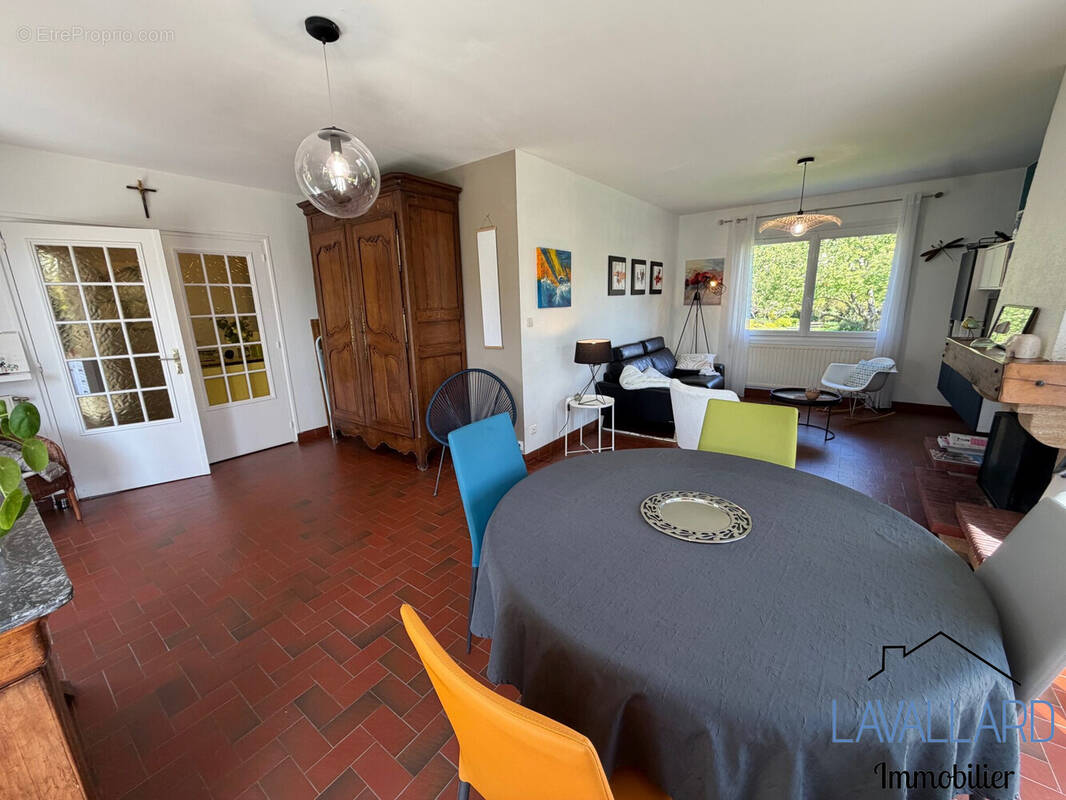 Maison 92 m² à Bussy-Les-Daours  - photo 2