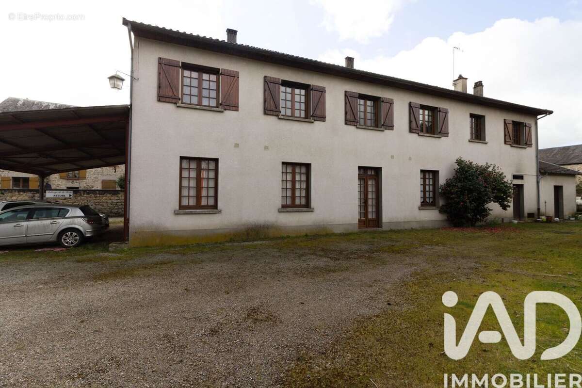 Photo 2 - Appartement à SAUVIAT-SUR-VIGE