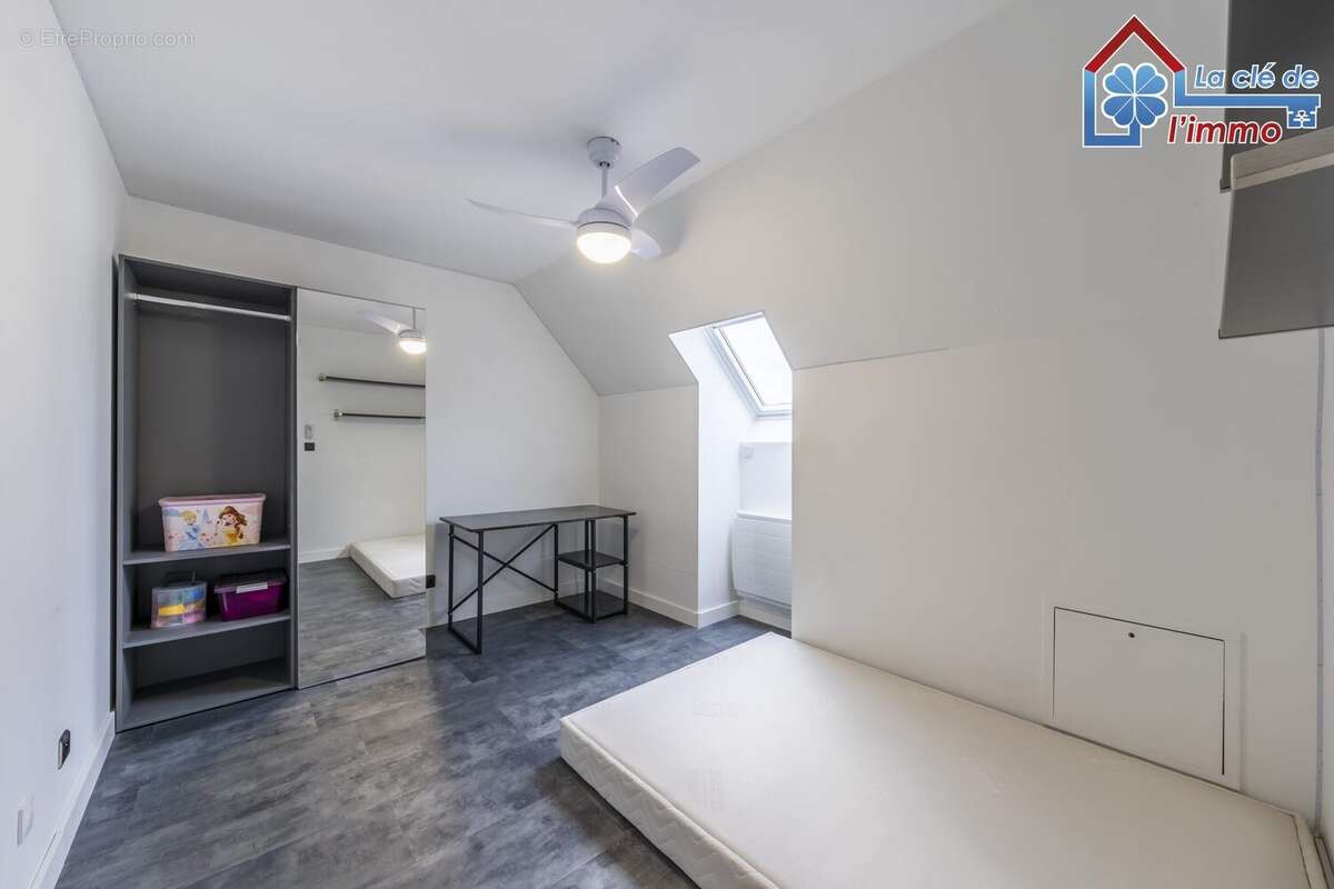 Maison à MOISSY-CRAMAYEL