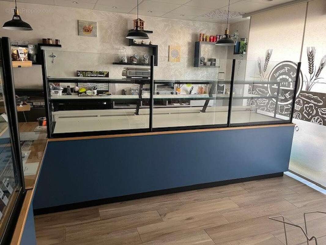 Photo 4 - Commerce à SAINT-DENIS-EN-VAL