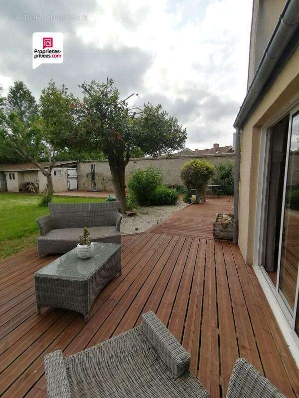 (95450) AVERNES - Maison de village 8 pièce(s) 225 m2, 5 chambres, jardin - photo 17