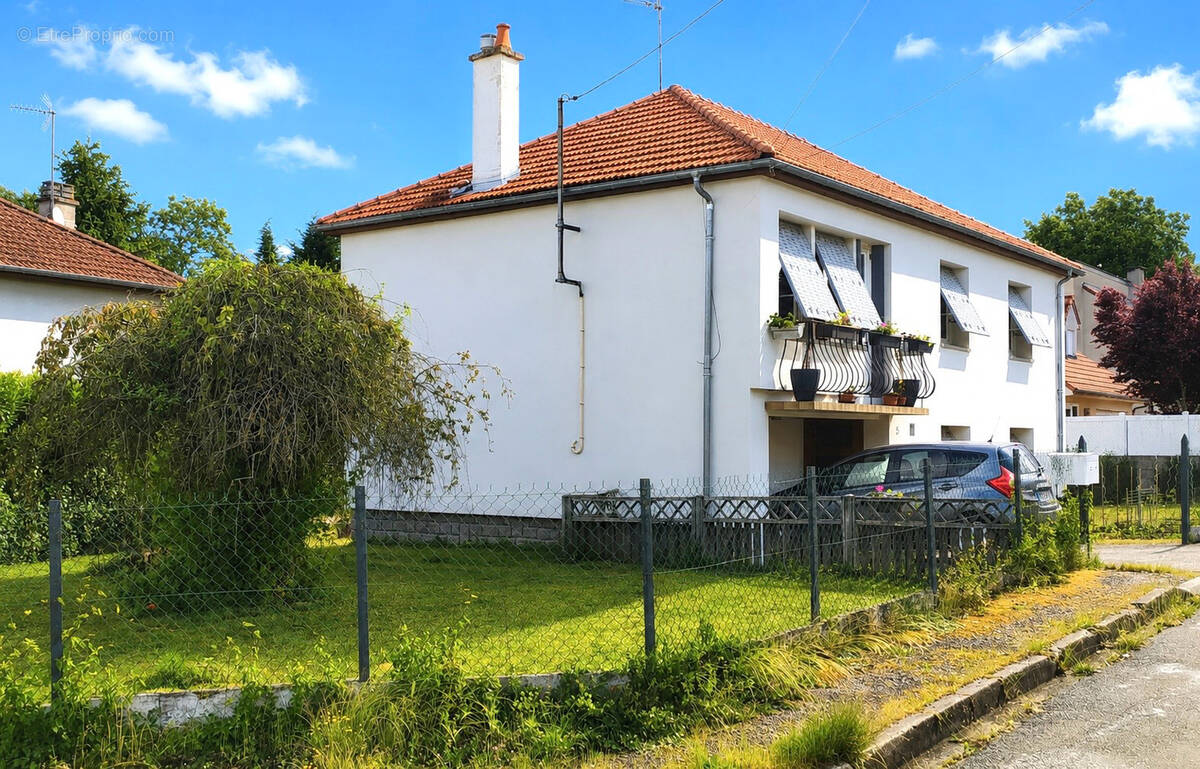 Maison à CUSSET
