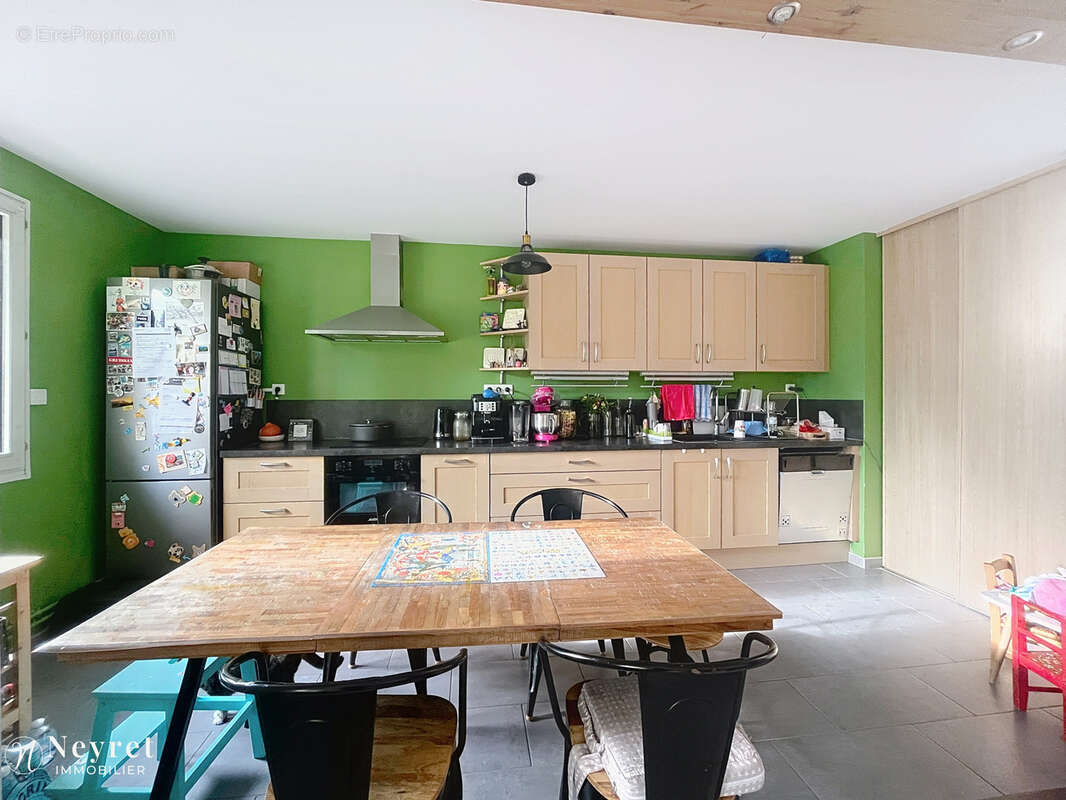 Appartement à OULLINS