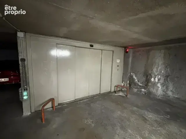 Carre d'or - parking + cave - photo 4