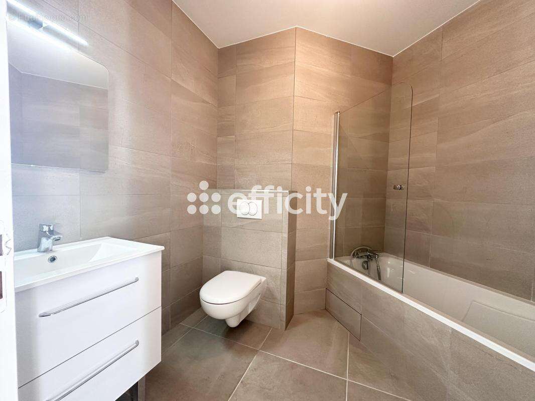 Appartement à LYON-8E