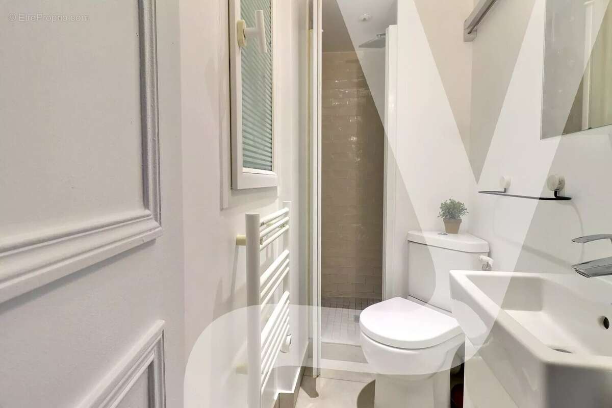 Appartement à PARIS-11E