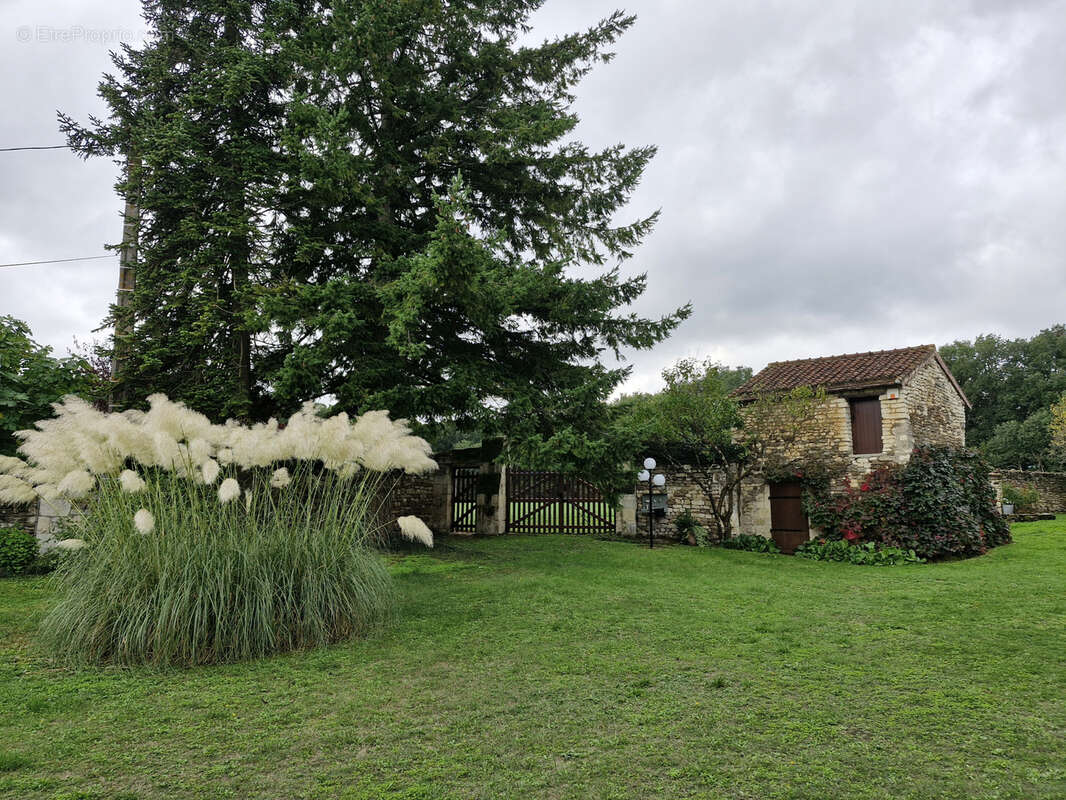 Maison à CHATELLERAULT