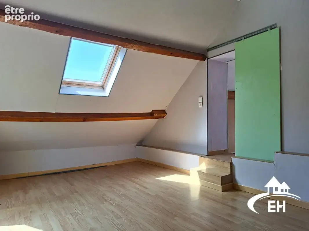 Maison de campagne sur 4 800 m² avec mare - photo 6