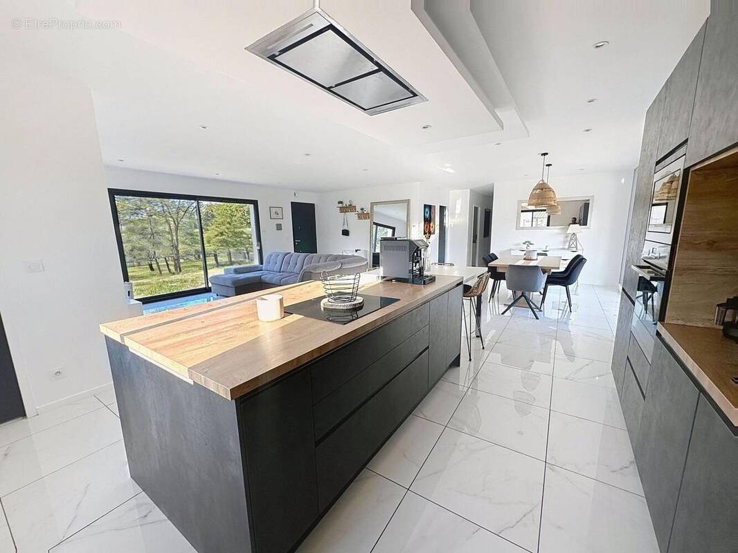 Photo 1 - Maison à ARCAMBAL