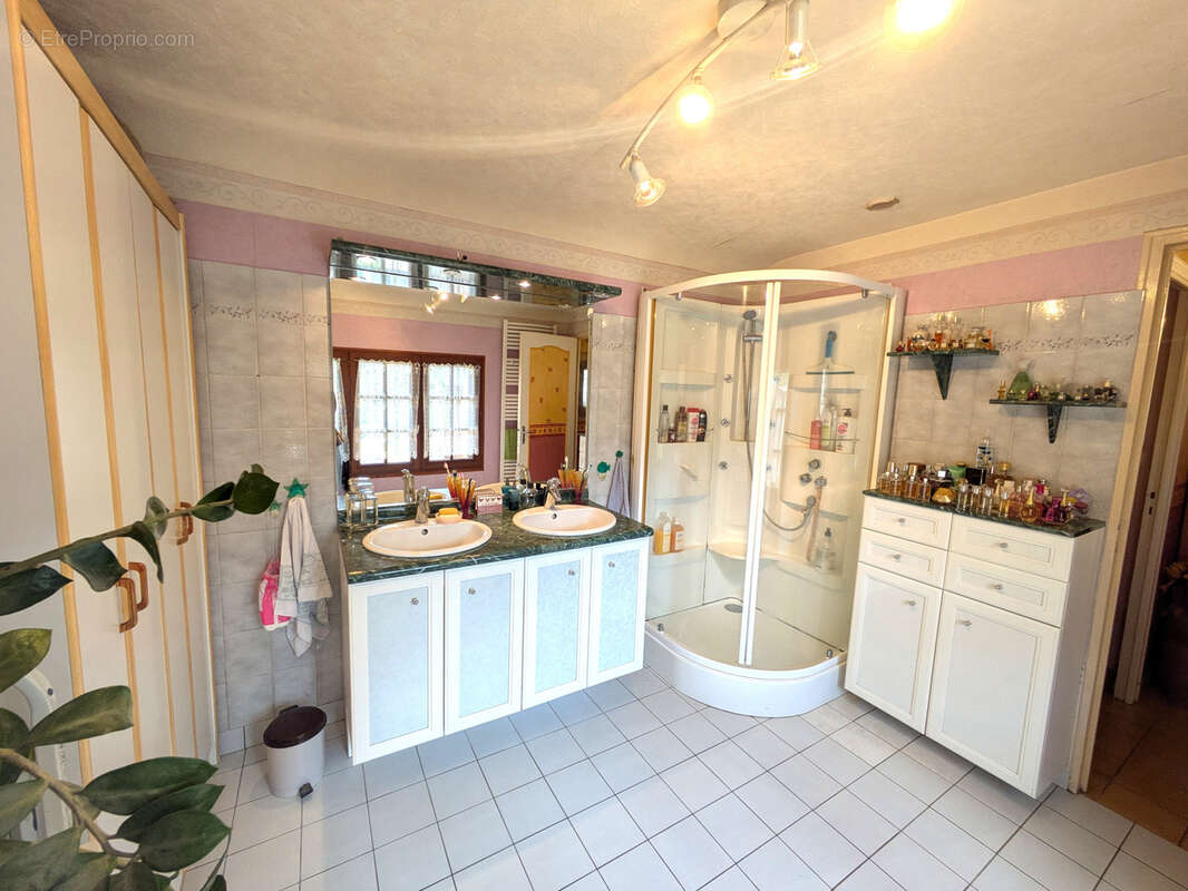 maison de 95.25m2 À Fougères, avec garage - photo 6