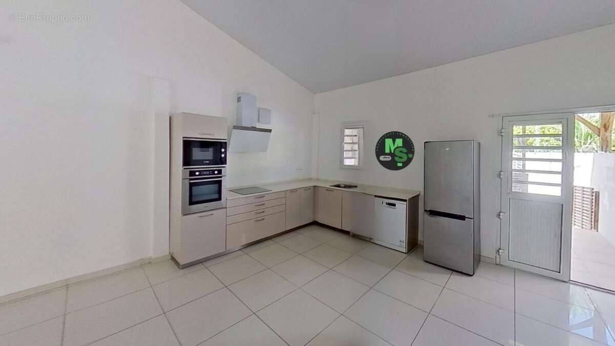 Maison à FORT-DE-FRANCE