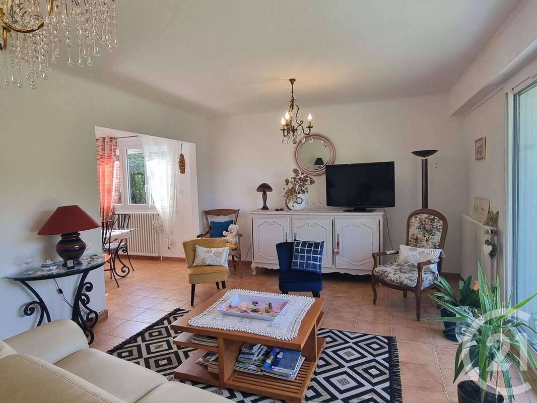 Maison à NEUVY-SUR-LOIRE