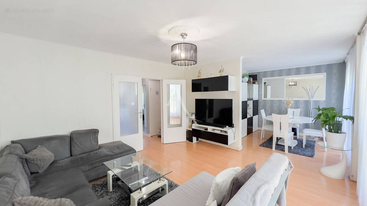 Appartement à YERRES