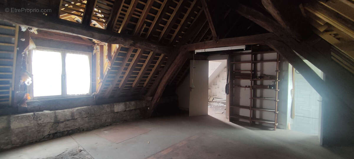 Maison à LOREUX