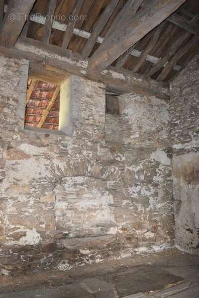 Maison à SAINT-PONS-DE-THOMIERES