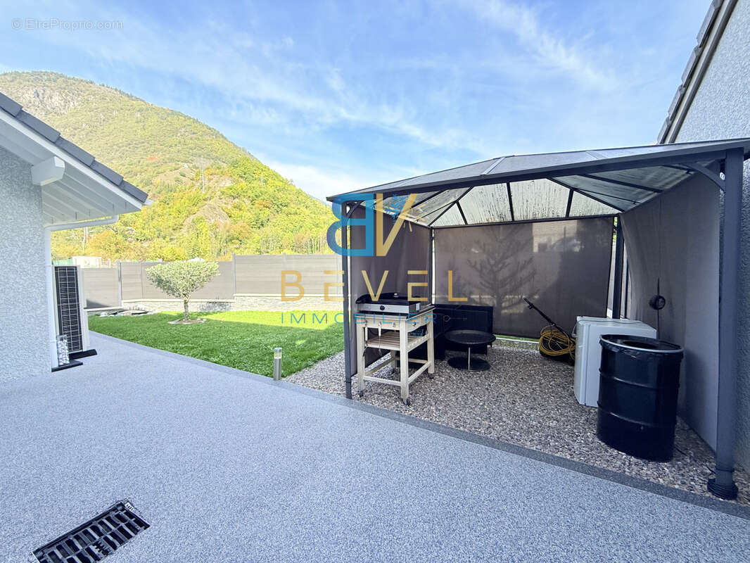 Maison à LA CHAMBRE