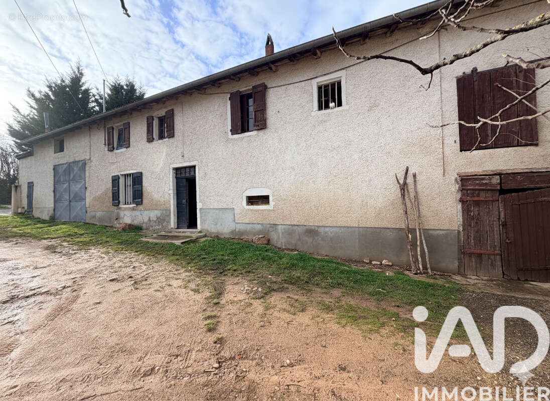 Photo 3 - Maison à CORCELLES-EN-BEAUJOLAIS