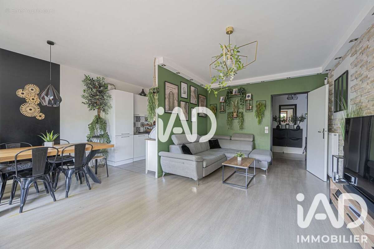 Appartement 66 m² à Villepinte  - photo 4