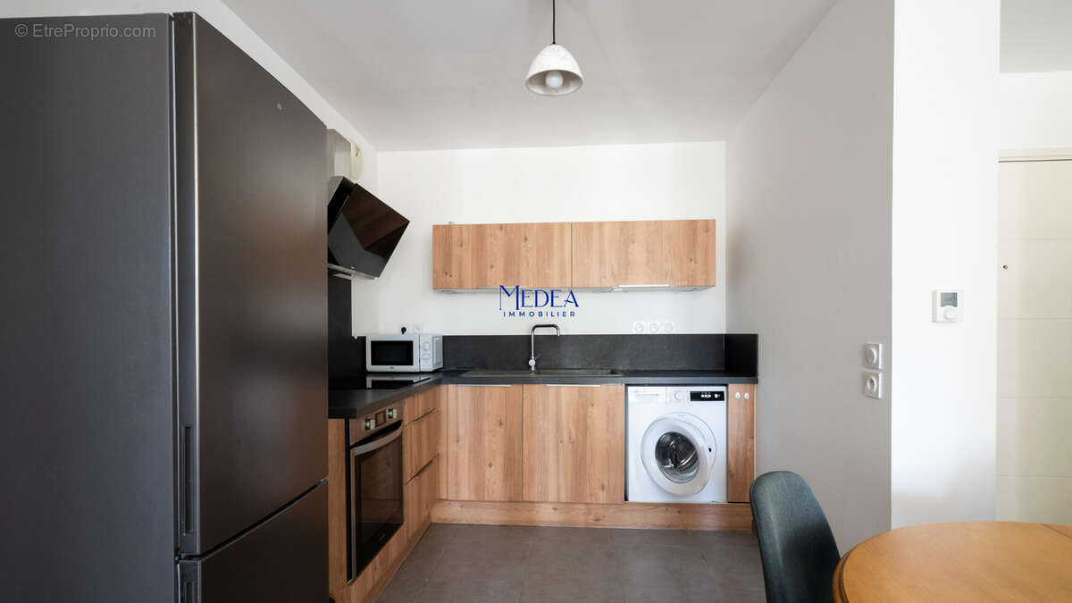 Appartement 46 m² à Marseille-8e  - photo 3