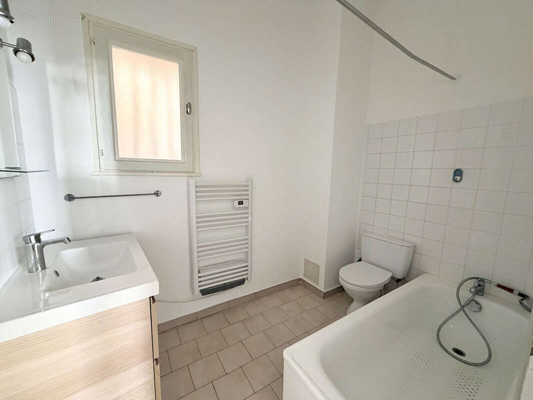 Appartement t2 - centre ville - photo 3