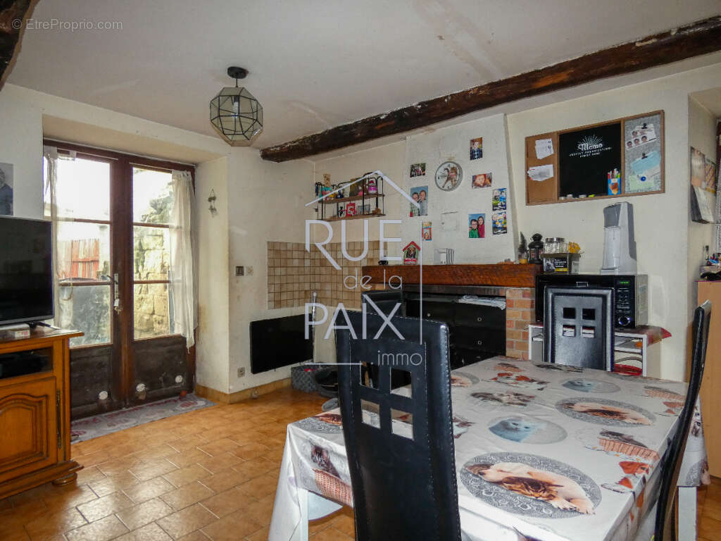 Maison à TERNAY