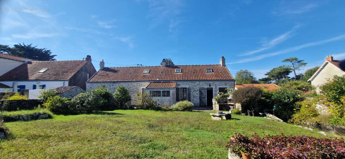 Maison à PREFAILLES