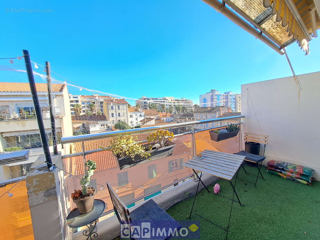 Appartement à HYERES