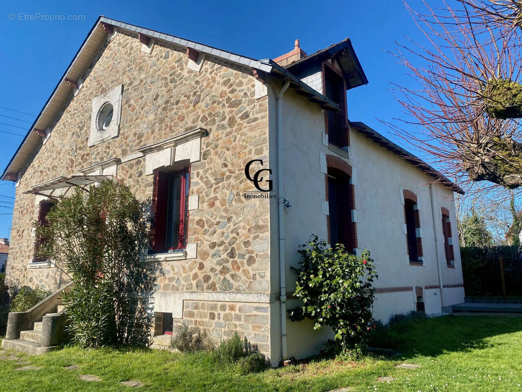 Maison à VERTOU