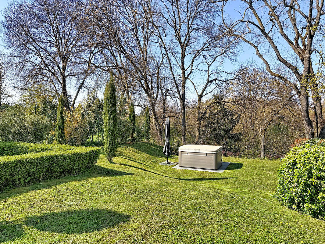 Maison à FRANCHEVILLE