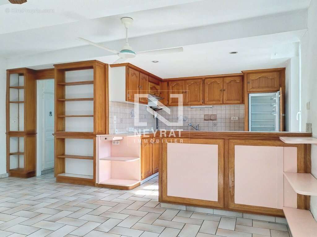 Appartement à FAYENCE