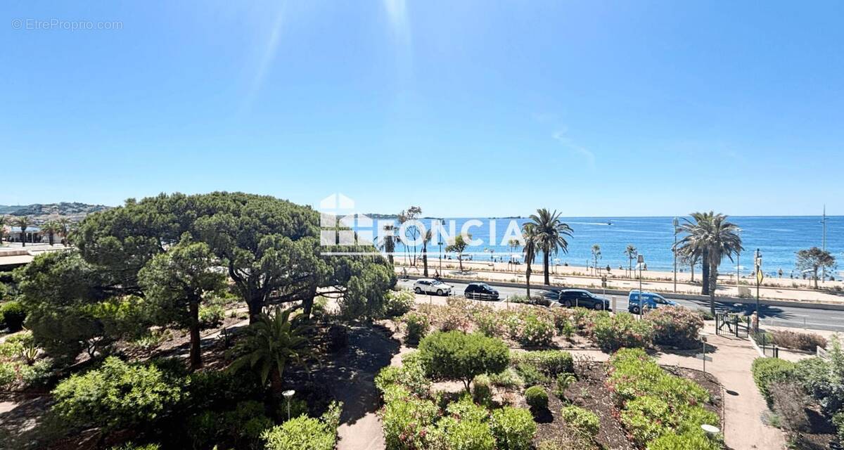 Appartement à FREJUS