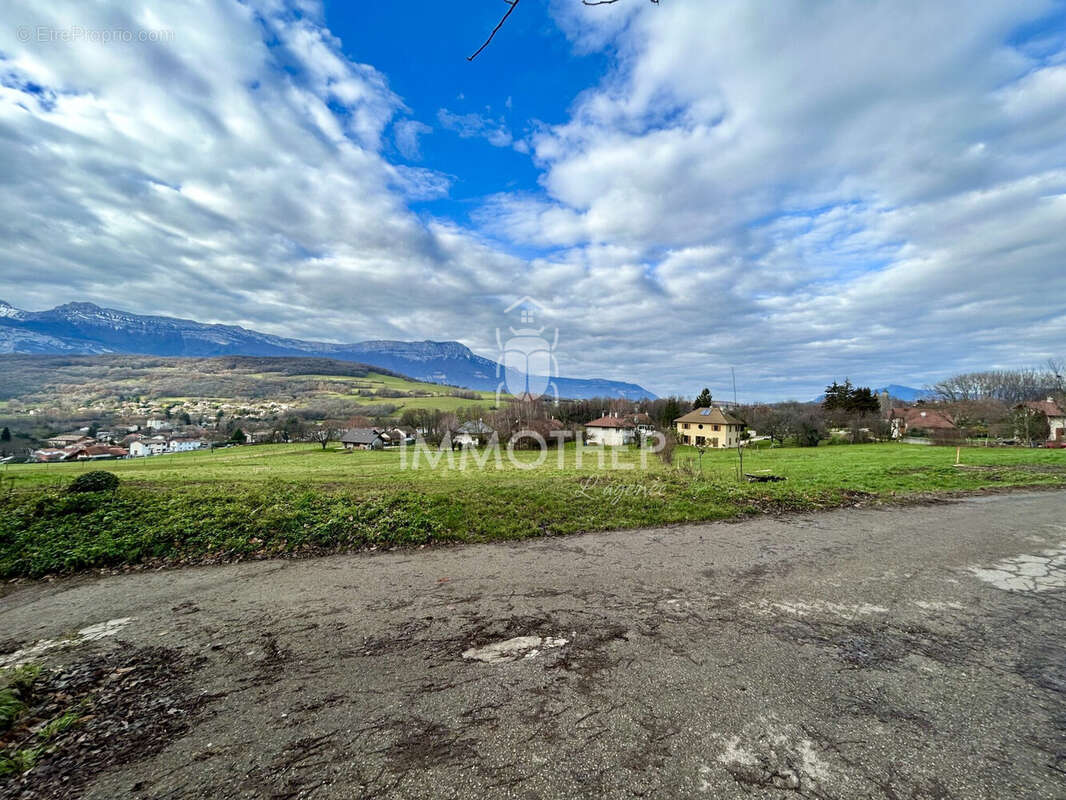 Terrain 827 m² à Jarrie  - photo 5