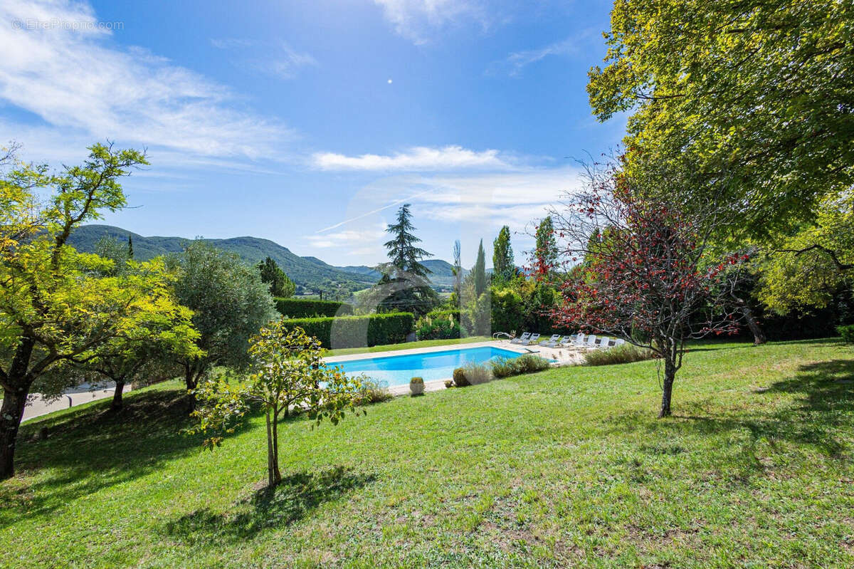 Maison à LA BEGUDE-DE-MAZENC