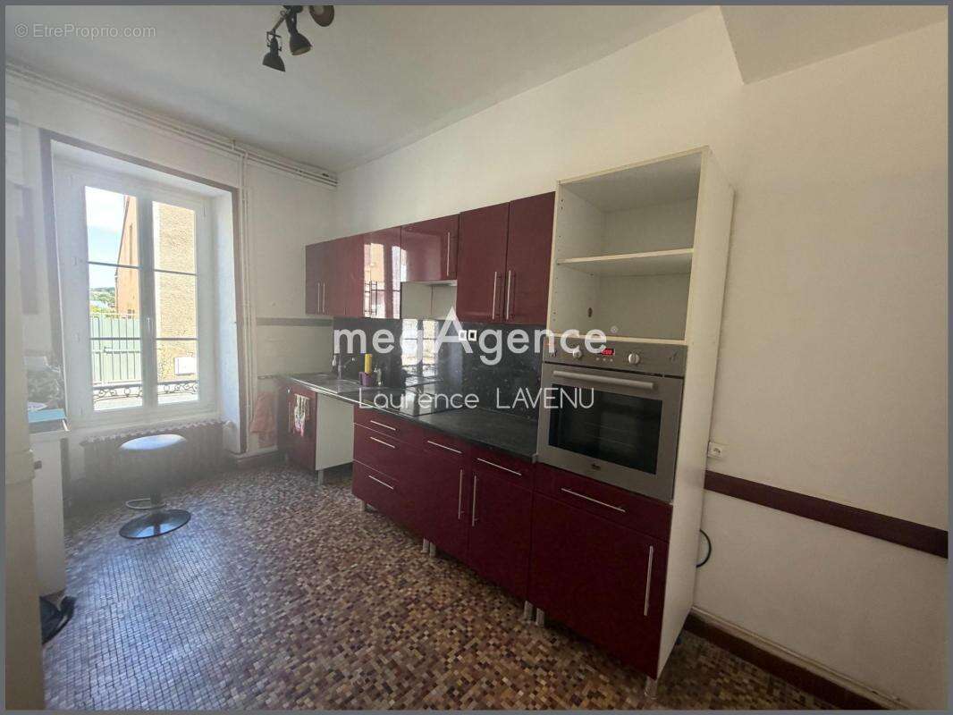 Maison familiale en centre ville avec jardin - photo 3