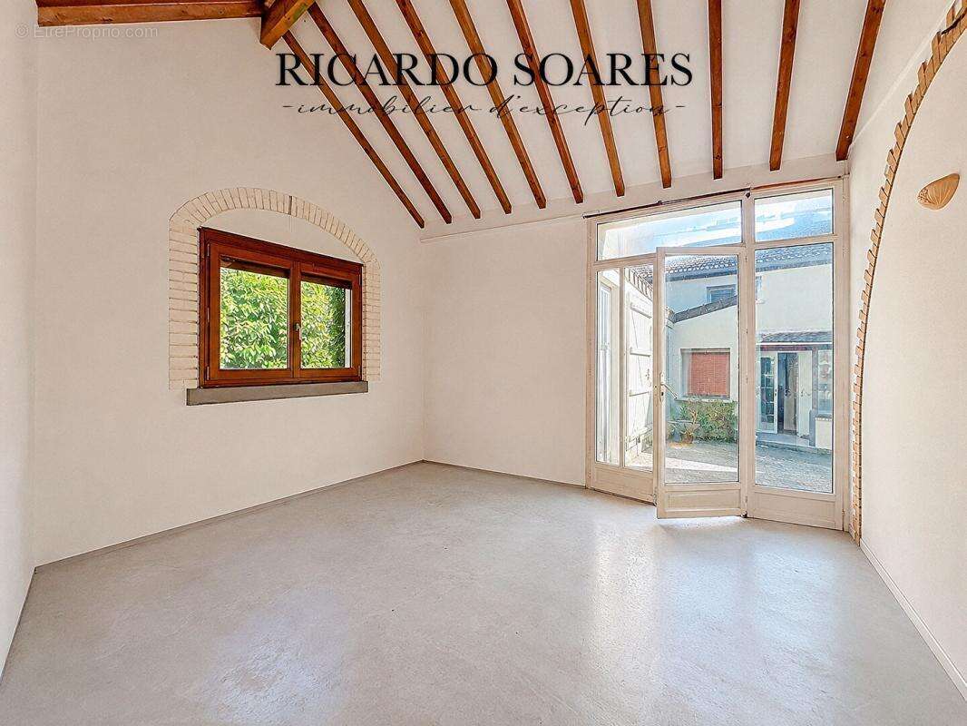 60140 mogneville - maison individuelle 120 m2 au sol / 3 chambres / grand séjour / nombreuses dependances / garage / terrain 875 - photo 14