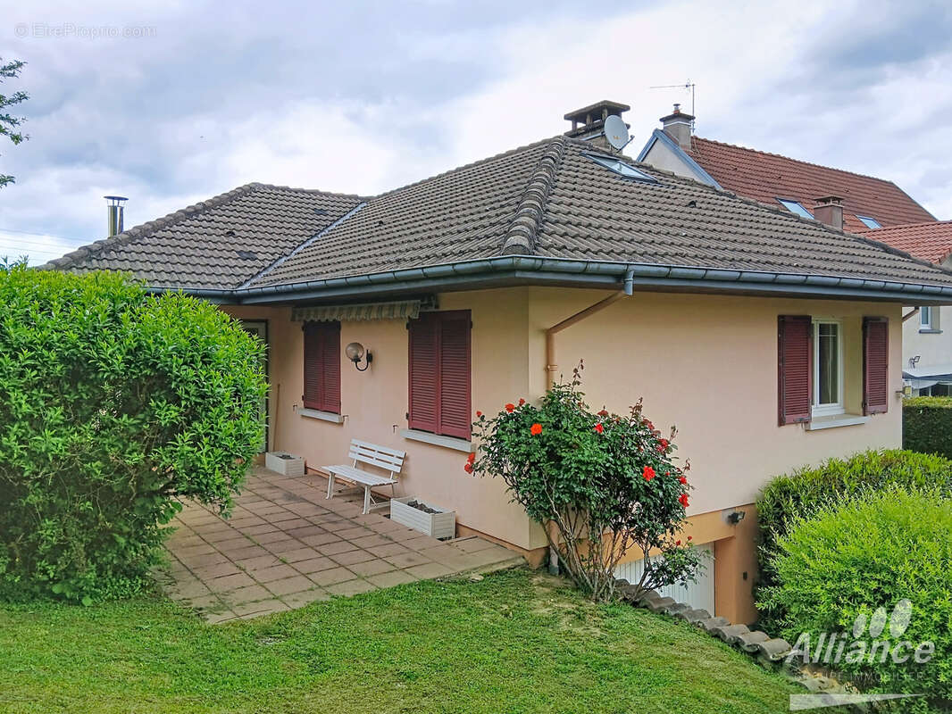 Maison à ETUPES