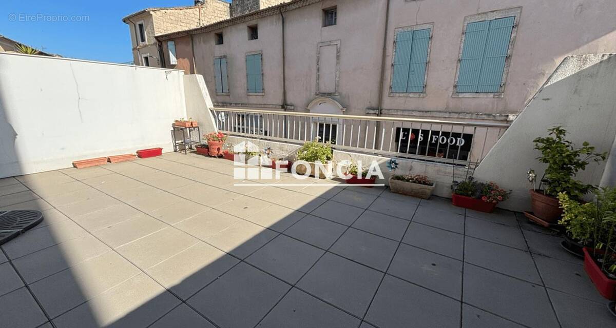 Appartement à LUNEL