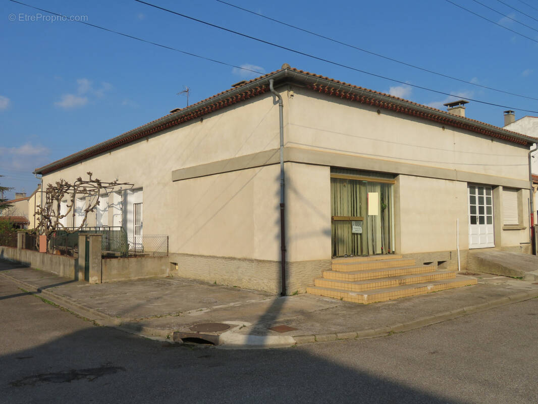  a vendre villa +local commercial    limoux - photo 1