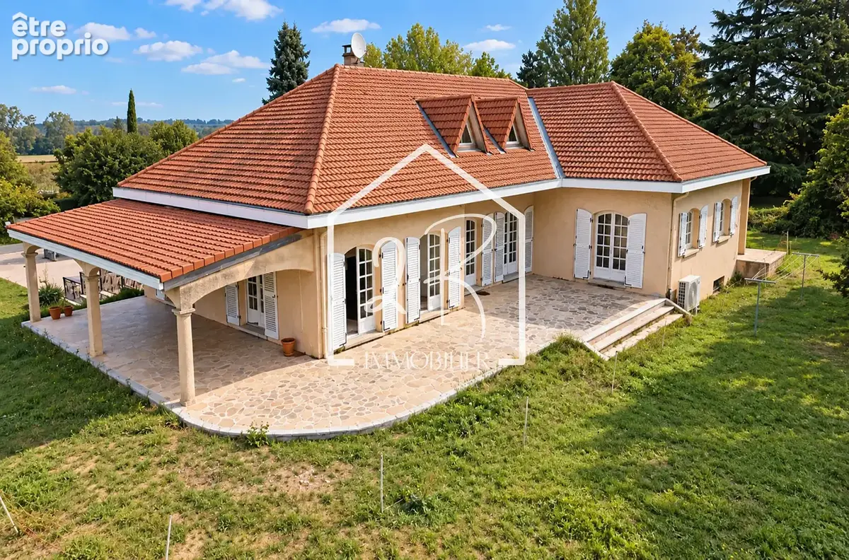 Photo Maison à Marennes au prix de 850 000€