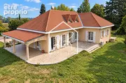 Maison à MARENNES