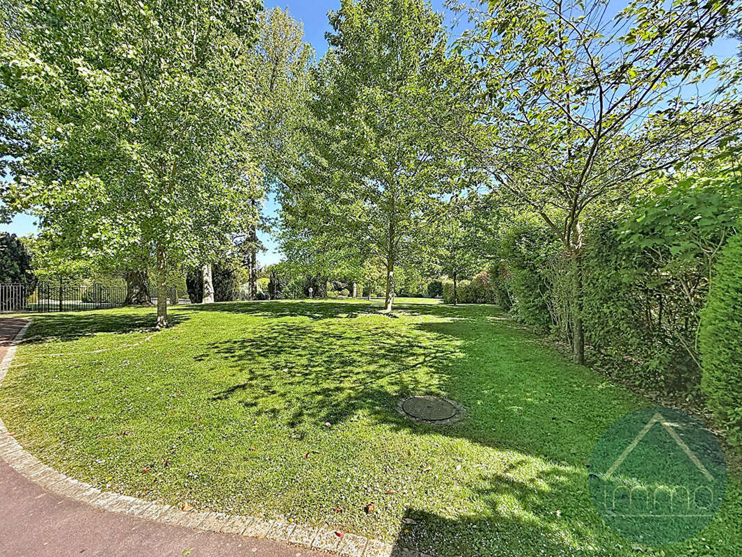Appartement à GARCHES
