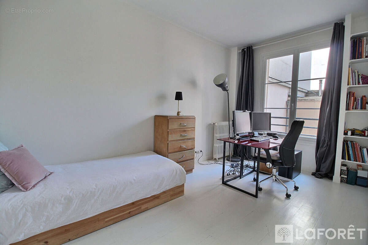 Appartement La Garenne Colombes 4 pièce(s) 95 m2 - photo 9