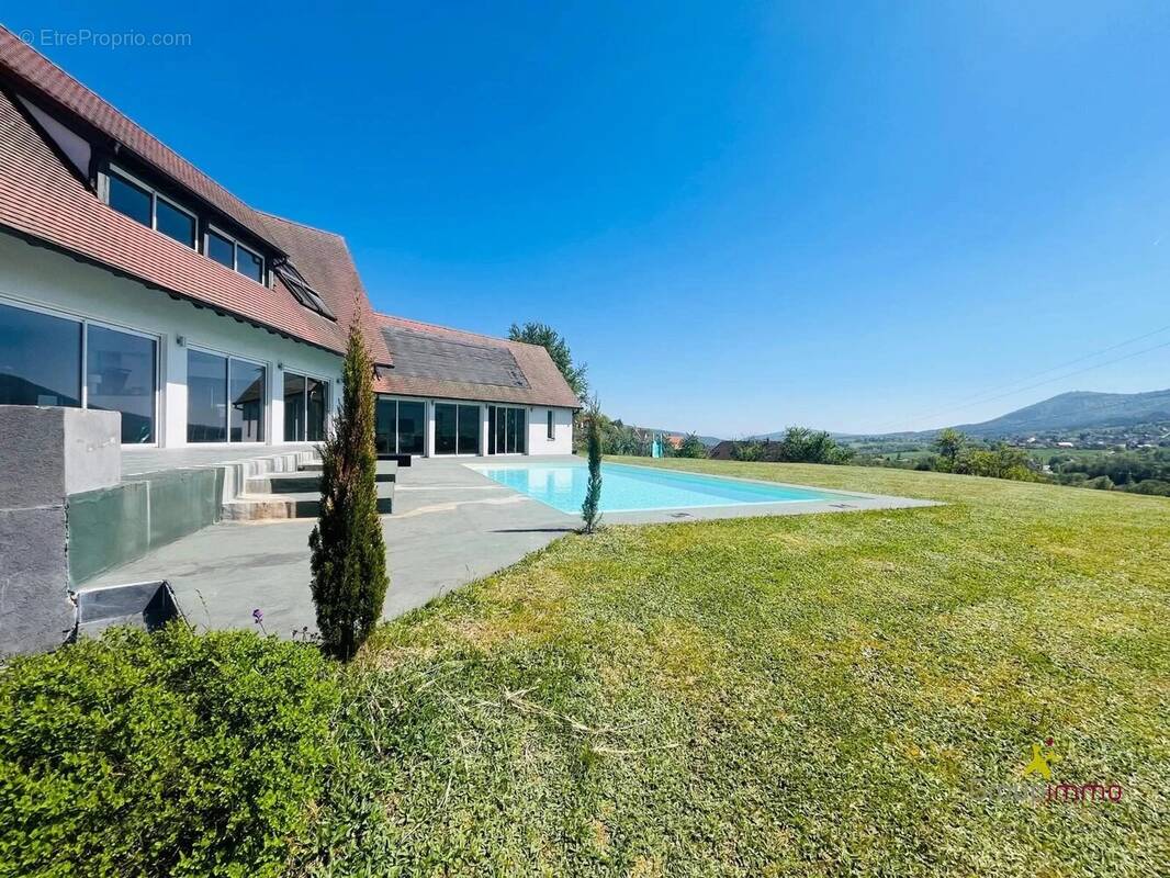 Maison à VILLE