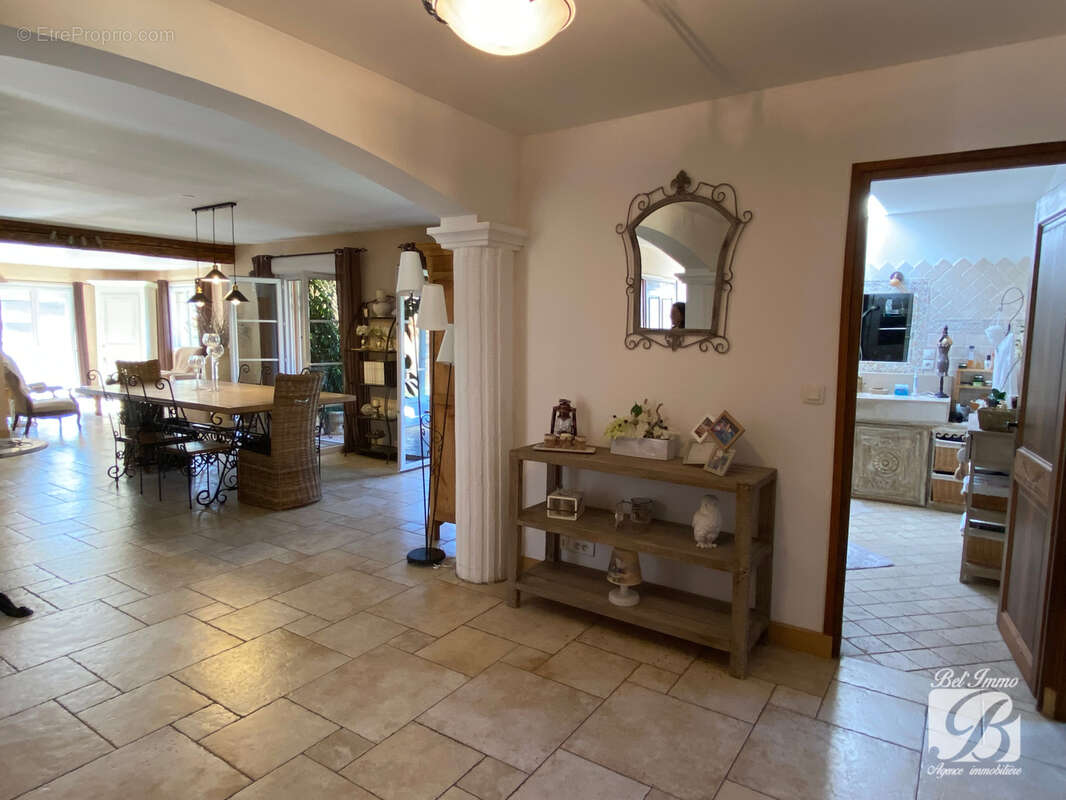 Maison à CHATEAU-GAILLARD