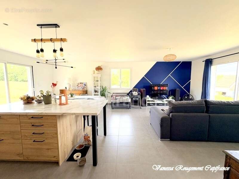 Maison à DIGES