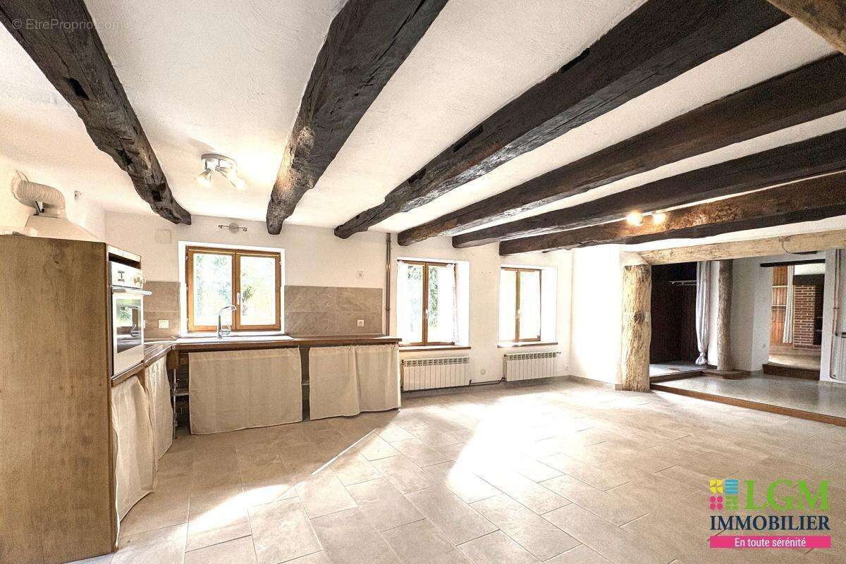 Maison à LISLE-SUR-TARN