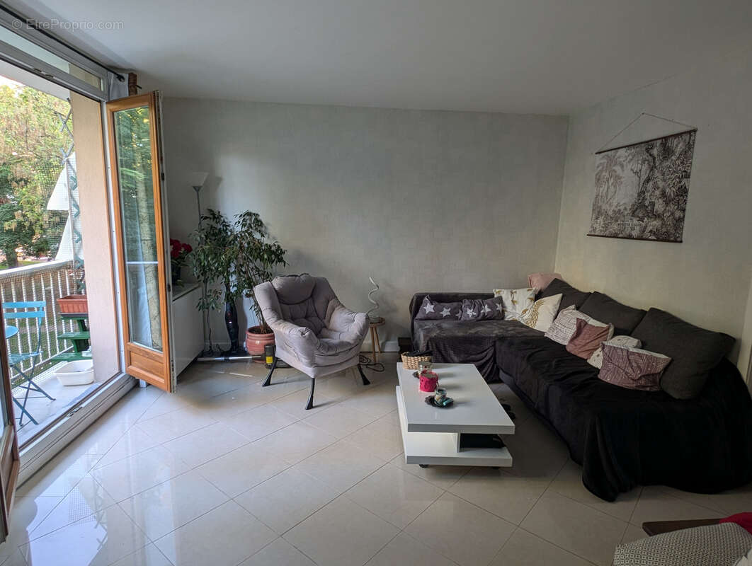 Appartement à ABLON-SUR-SEINE