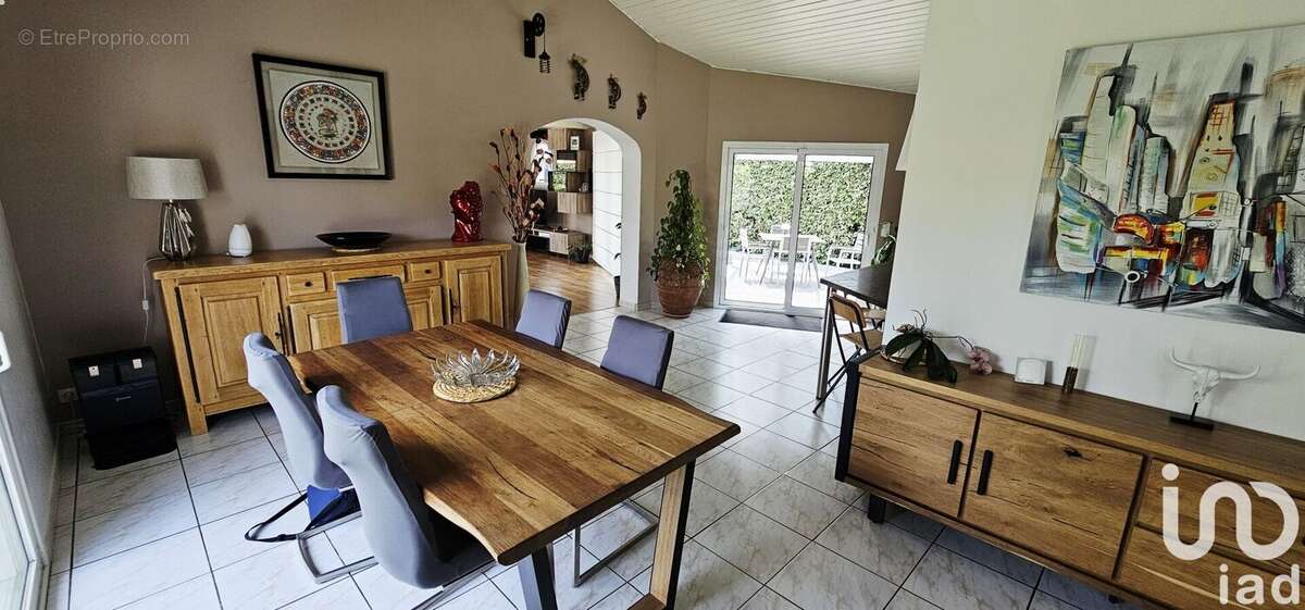 Maison 182 m² à Cestas  - photo 4